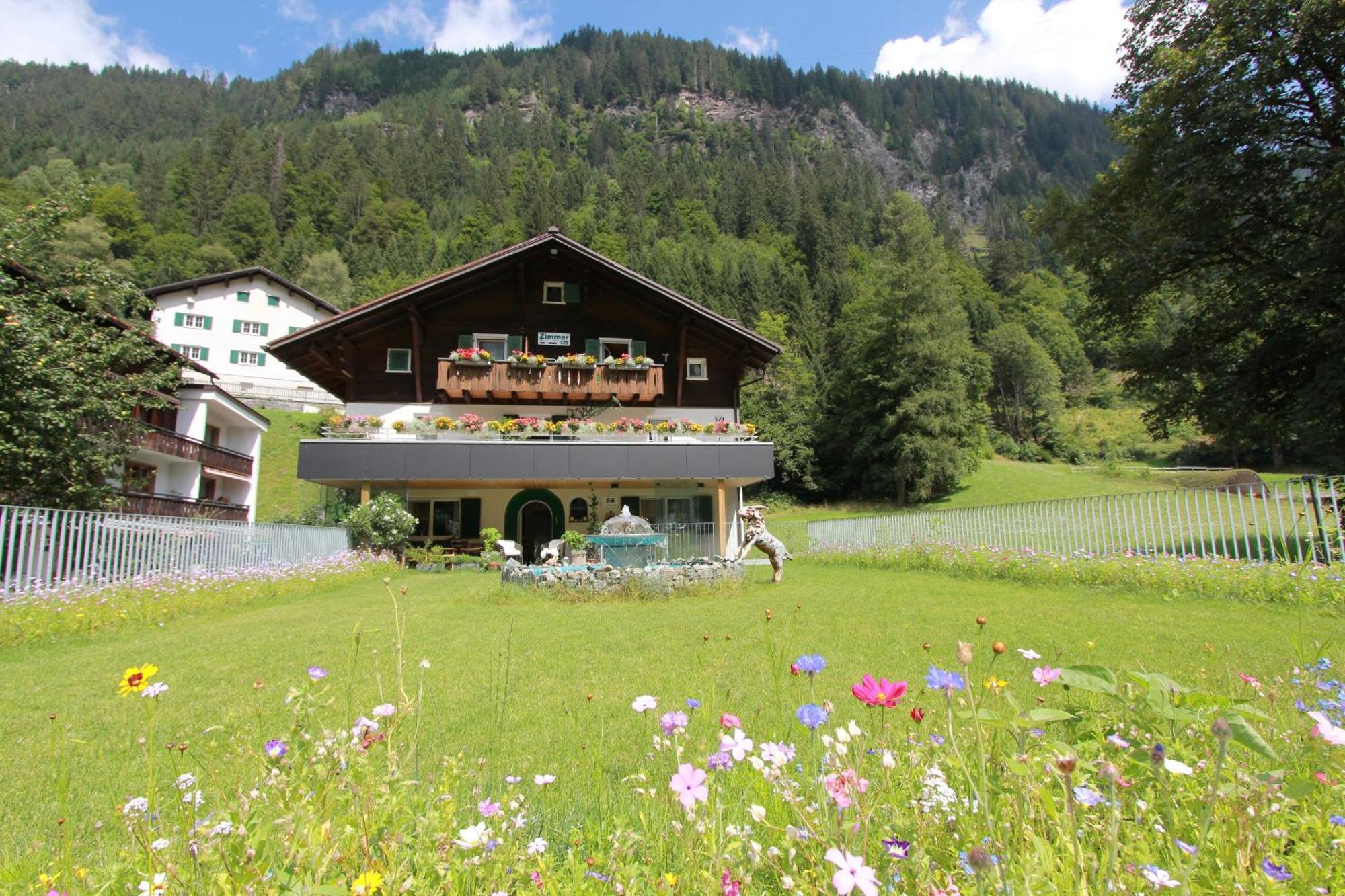 Haus Am Rain Bed and Breakfast Partenen Exteriör bild